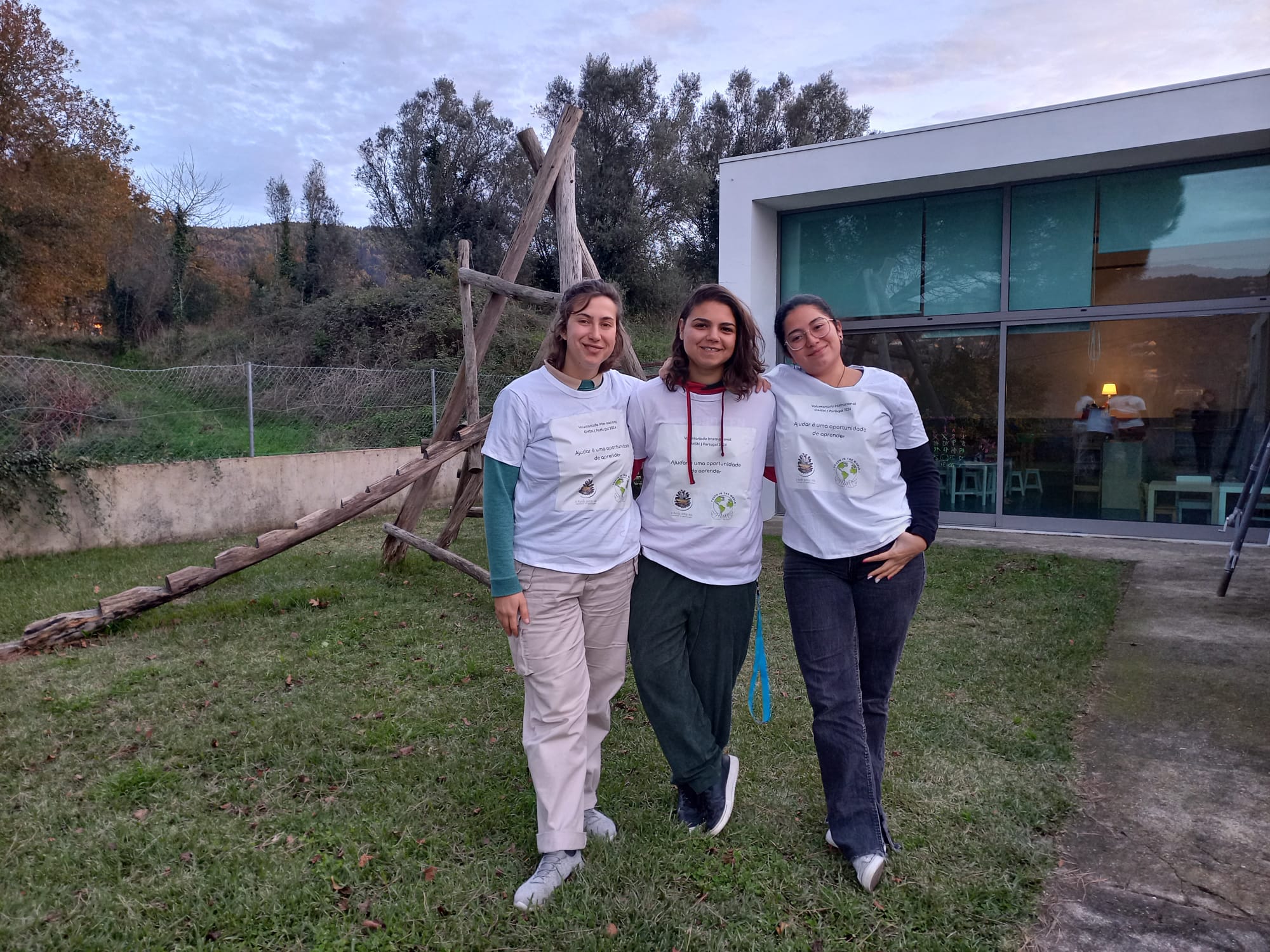 Jovens Voluntárias Europeias no OMSN e Vila Verde